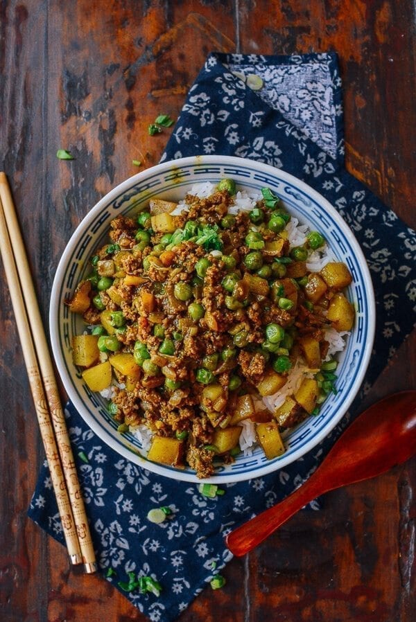 Easy Curry Beef Rice Bowls