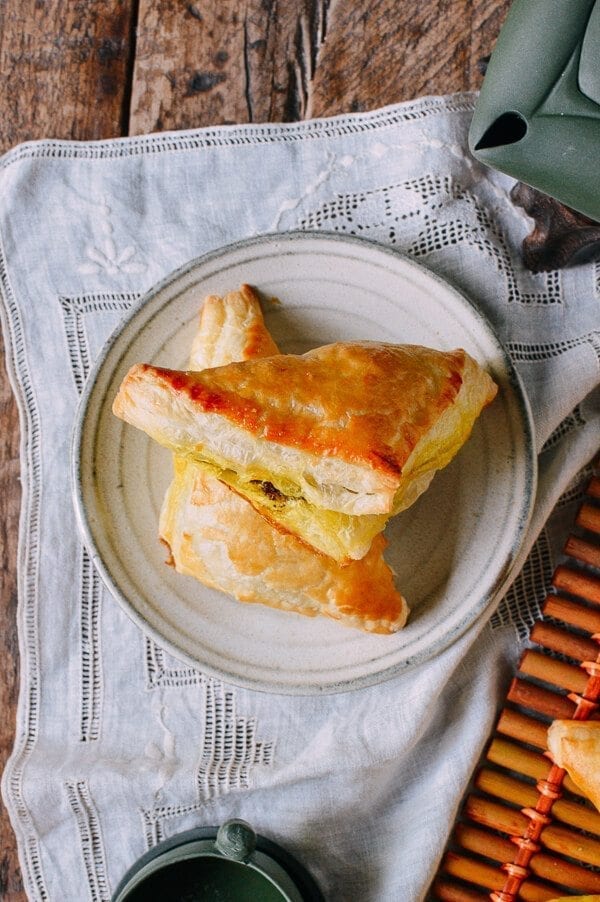Beef Curry Pastry, by geagle.miooashdv.tk
