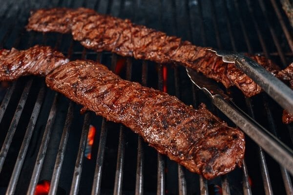 Grilled Skirt Steak with Chimichurri, by geagle.miooashdv.tk