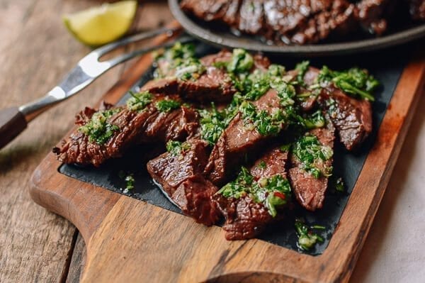 Grilled Skirt Steak with Chimichurri, by geagle.miooashdv.tk