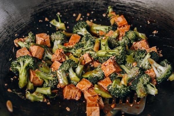 10-Minute Broccoli Tofu Bowls, by geagle.miooashdv.tk
