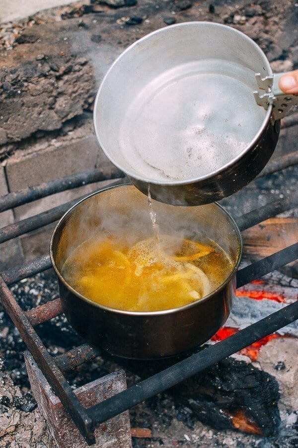 Campfire Curry Ramen - Easy Camping Meal, by geagle.miooashdv.tk