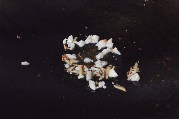 ginger and garlic in wok, geagle.miooashdv.tk