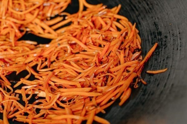 Caramelized Soy Sauce Noodles with Sweet Potato & Mushrooms, by geagle.miooashdv.tk