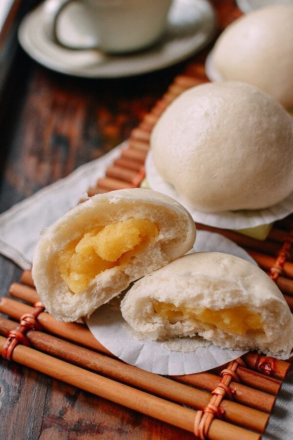 Cantonese Steamed Custard Buns (Nai Wong Bao), by geagle.miooashdv.tk
