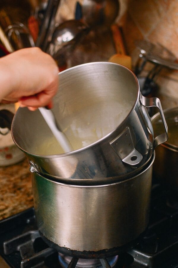 double boiler setup for Cantonese Steamed Custard Buns, by geagle.miooashdv.tk