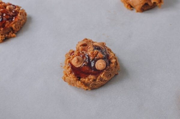 Peanut Butter and Jelly Cookies, by geagle.miooashdv.tk