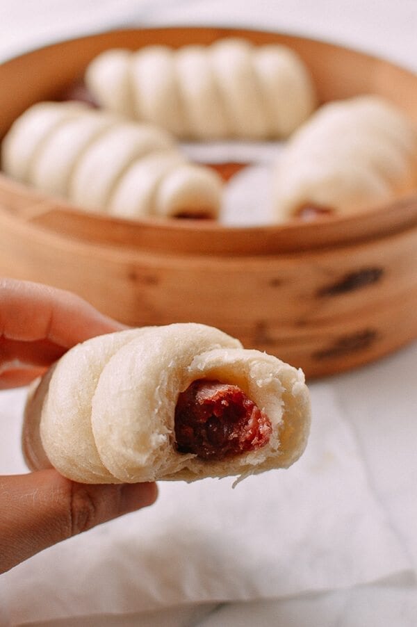 Chinese Sausage Buns (Lop Cheung Bao), by geagle.miooashdv.tk