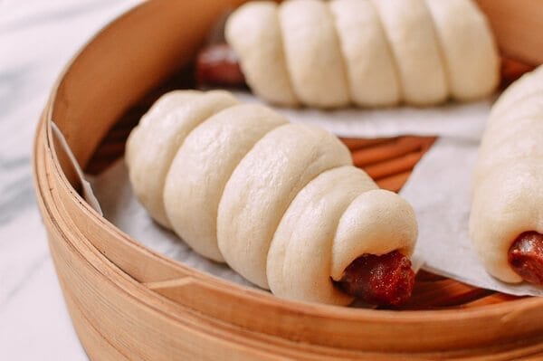 Chinese Sausage Buns (Lop Cheung Bao), by geagle.miooashdv.tk