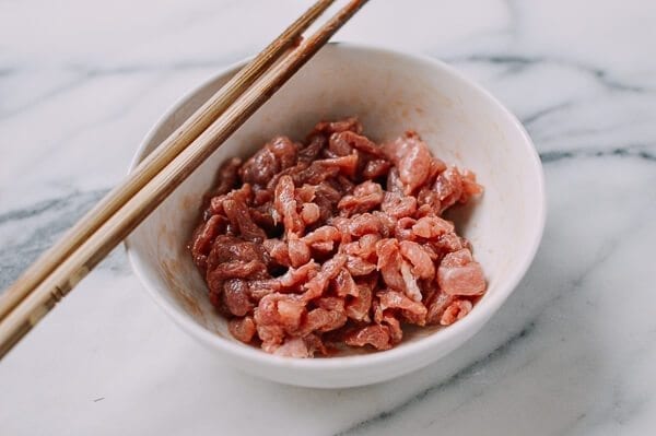 Marinating thinly sliced pork, by geagle.miooashdv.tk
