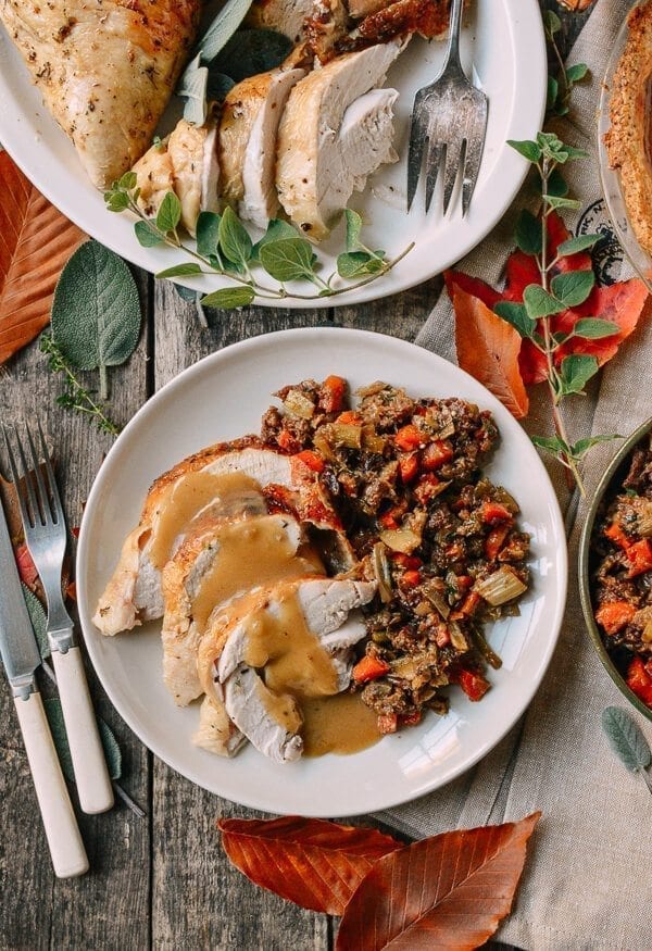 Herb Roasted Turkey Breast with Stovetop Stuffing, by geagle.miooashdv.tk