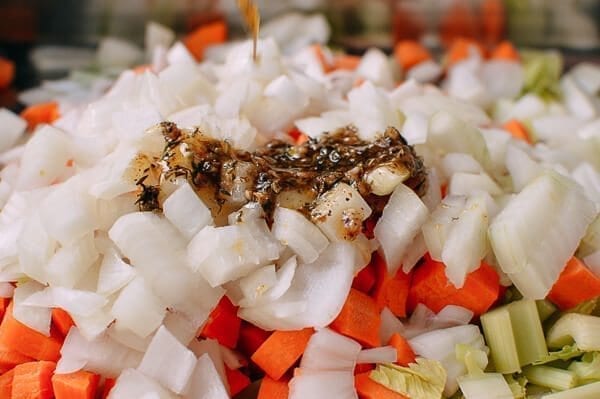 Herb Roasted Turkey Breast with Stovetop Stuffing, by geagle.miooashdv.tk