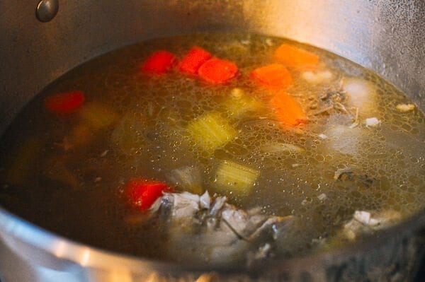 A 2-Part Recipe: Roast Chicken & Stock, by geagle.miooashdv.tk