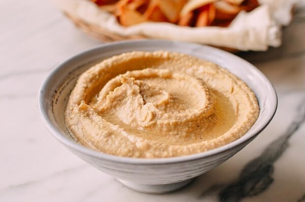 Pita Chips & Hummus, by geagle.miooashdv.tk