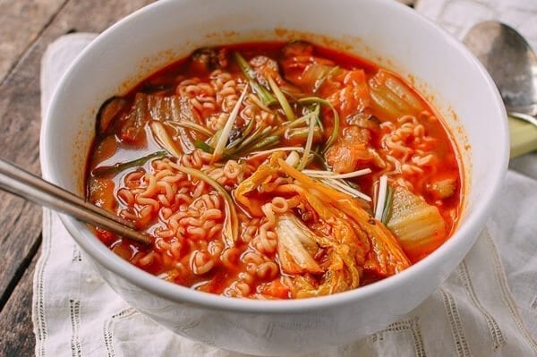 Quick and Easy Kimchi Ramen, by geagle.miooashdv.tk