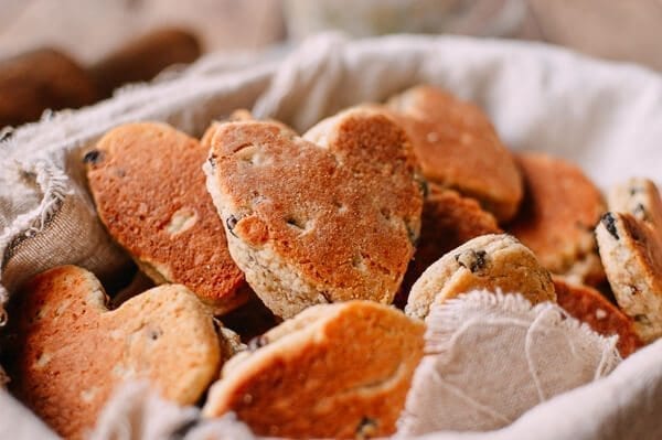 Traditional Welsh Cakes Recipe from Mary Berry, by geagle.miooashdv.tk