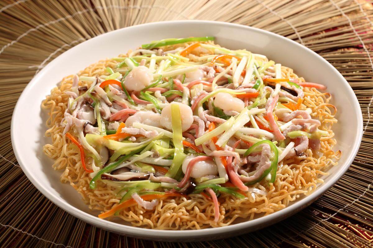 Good Eats in Shanghai: A Culinary Tour of Shanghai Cuisine - Liang Mian Huang, by geagle.miooashdv.tk