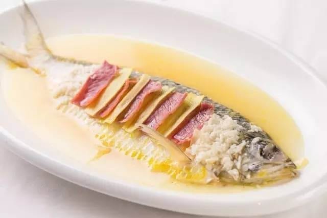 Good Eats in Shanghai: A Culinary Tour of Shanghai Cuisine - steamed shad by geagle.miooashdv.tk