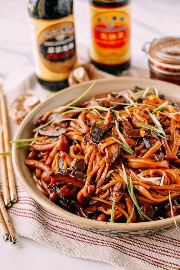 Soy Sauce Braised Wild Mushroom Noodles, by geagle.miooashdv.tk