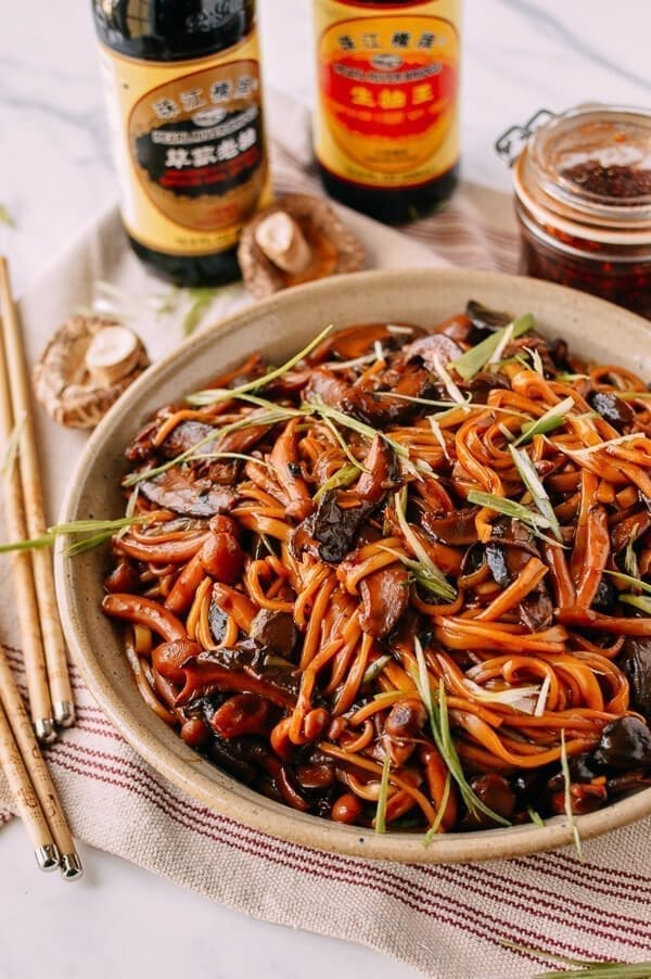 Soy Sauce Braised Wild Mushroom Noodles, by geagle.miooashdv.tk