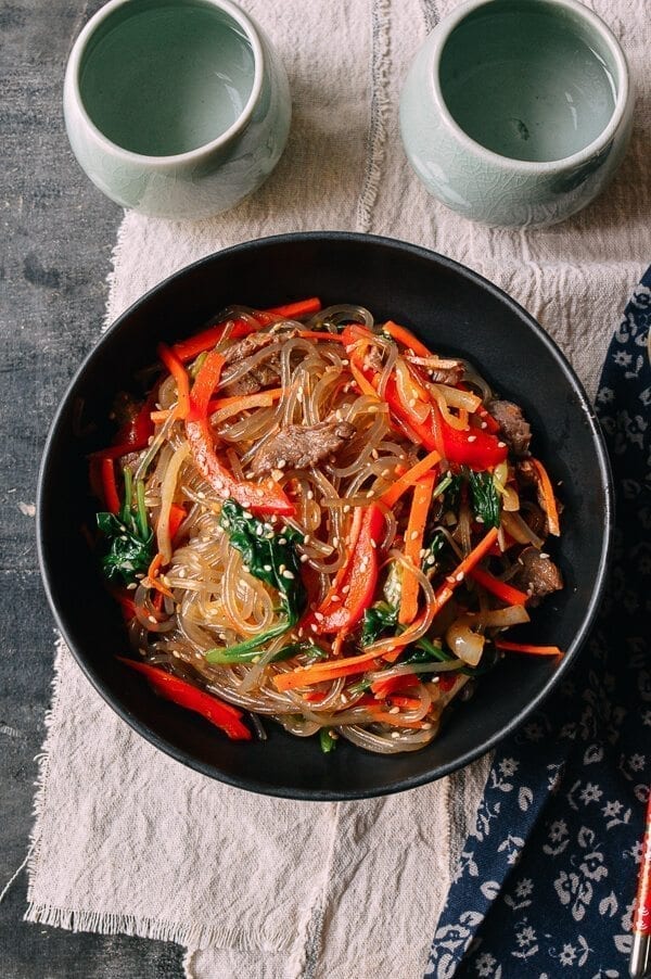 Japchae with beef and vegetables, by geagle.miooashdv.tk