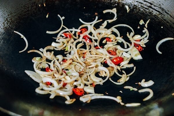 Thai Chicken Stir-fry with Basil & Mint, by geagle.miooashdv.tk