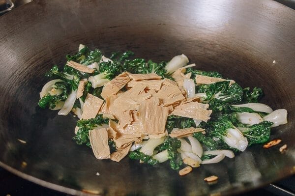 Stir Fried Bok Choy with Tofu Skin, by geagle.miooashdv.tk