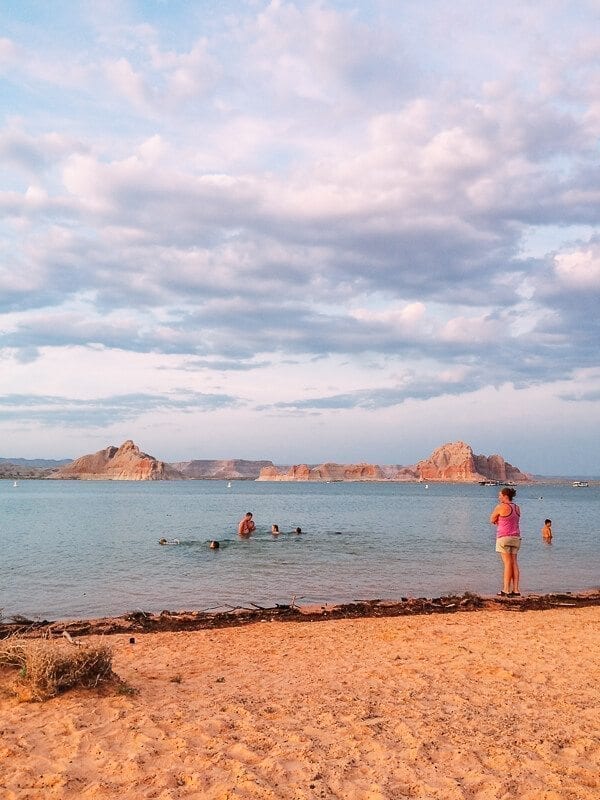 Lake Powell Beach, by geagle.miooashdv.tk