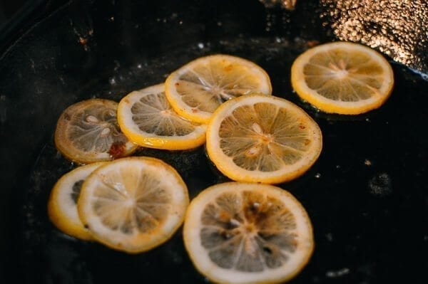 Lemon slices in pan, by geagle.miooashdv.tk