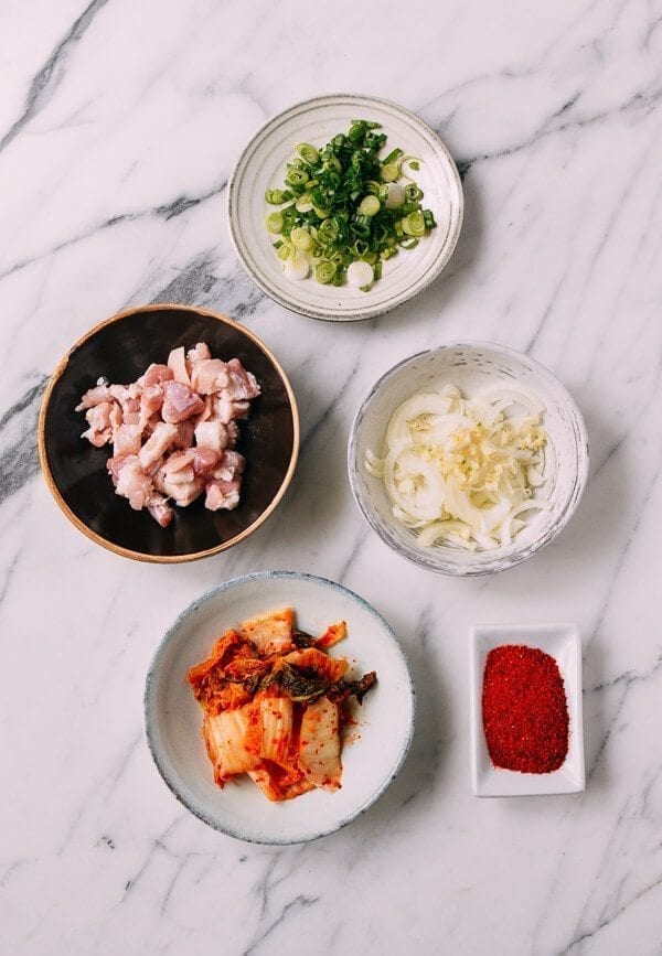 Soondubu Jigae (Korean Soft Tofu Stew), by geagle.miooashdv.tk