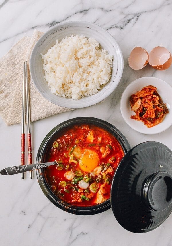 Soondubu Jigae (Korean Soft Tofu Stew), by geagle.miooashdv.tk