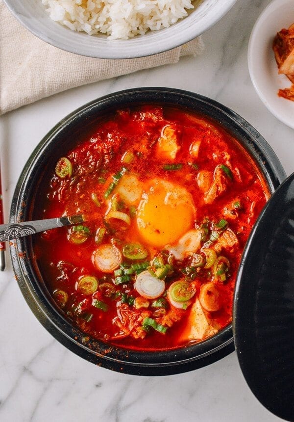 Soondubu Jigae (Korean Soft Tofu Stew), by geagle.miooashdv.tk
