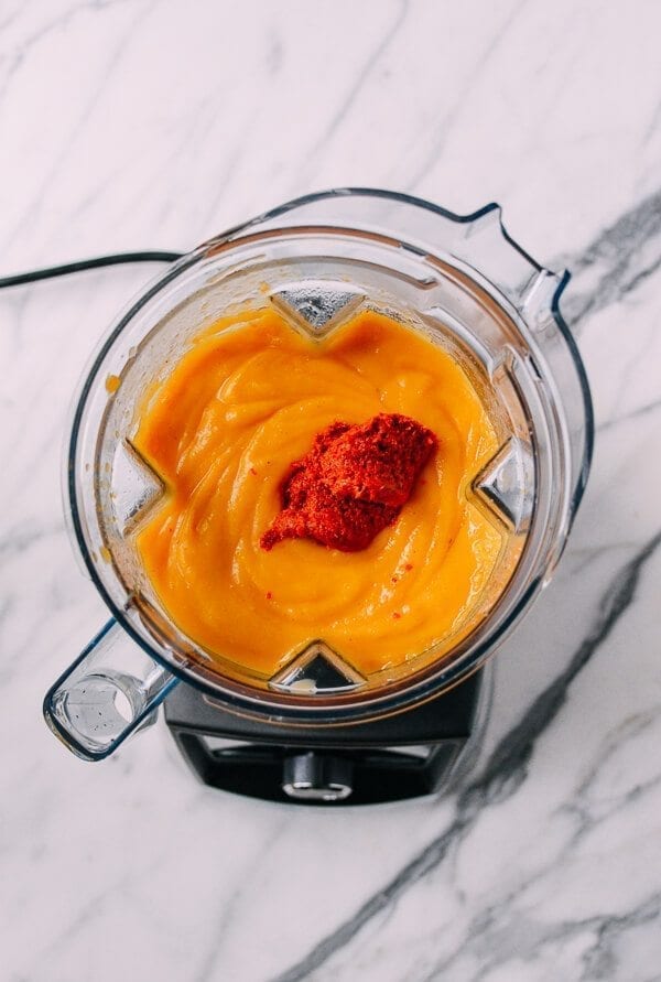 Curried Squash Soup with Red Curry Butter Croutons, by geagle.miooashdv.tk