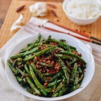 Gan Bian Si Ji Dou - Sichuan Dry Fried String Beans, by geagle.miooashdv.tk