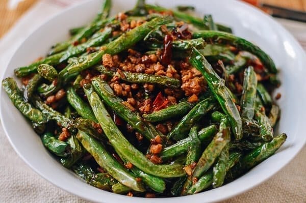 Gan Bian Si Ji Dou - Sichuan Dry Fried String Beans, by geagle.miooashdv.tk