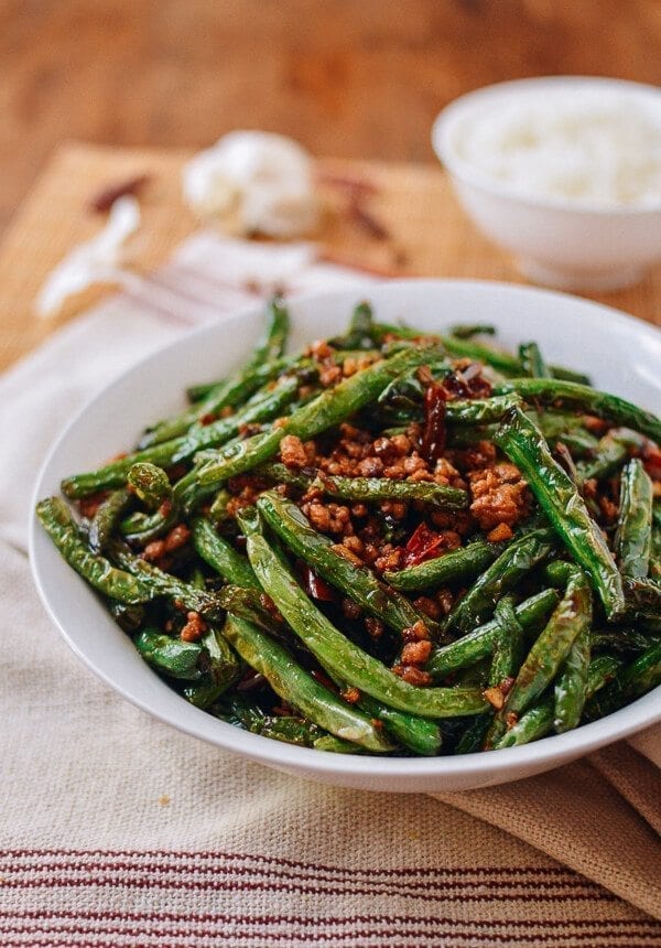 Gan Bian Si Ji Dou - Sichuan Dry Fried String Beans, by geagle.miooashdv.tk