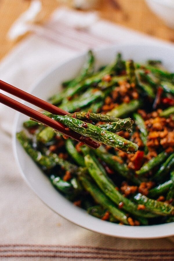 Gan Bian Si Ji Dou - Sichuan Dry Fried String Beans, by geagle.miooashdv.tk