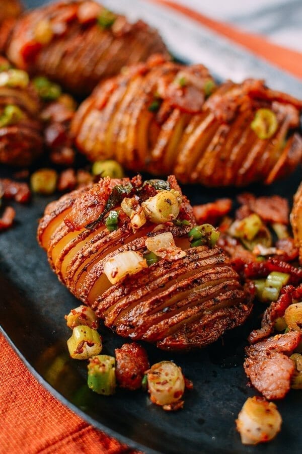 Crispy Hasselback Potatoes with Spicy Bacon Scallion Relish, by geagle.miooashdv.tk