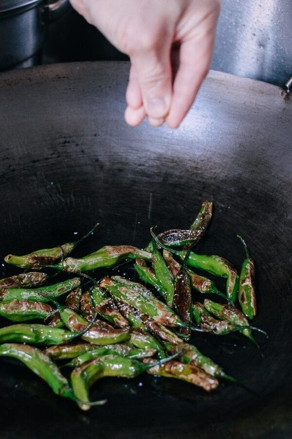 Blistered Shishito Peppers with Sea Salt, by geagle.miooashdv.tk