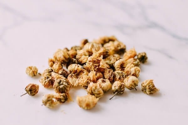 Chrysanthemum Tea Benefits (and How to Make It), by geagle.miooashdv.tk