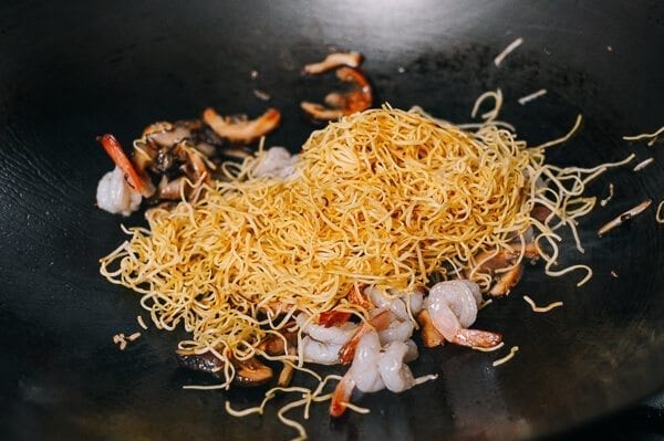 Hong Kong Style Shrimp Chow Mein Noodles, by geagle.miooashdv.tk