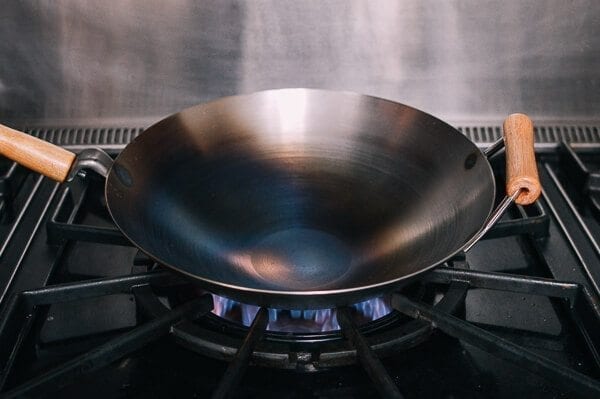 How to Season a Wok and Daily Wok Care by geagle.miooashdv.tk