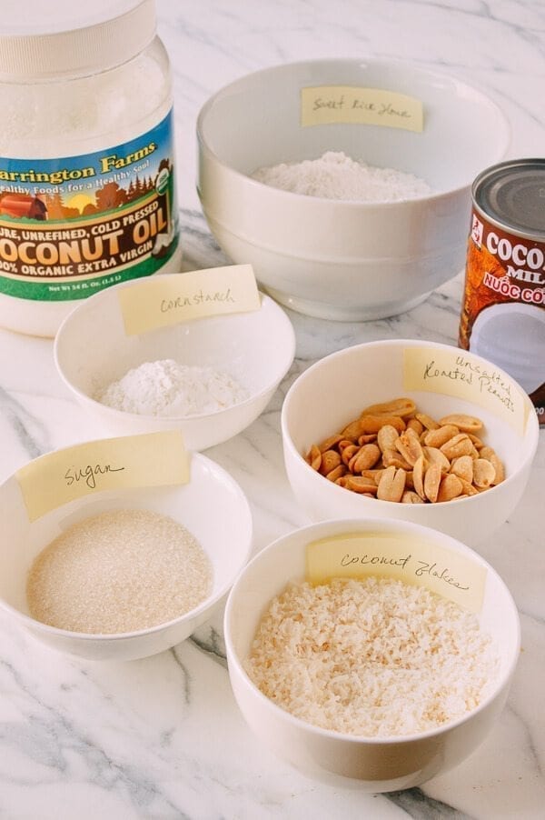 Coconut Peanut Mochi (糯米糍), by geagle.miooashdv.tk