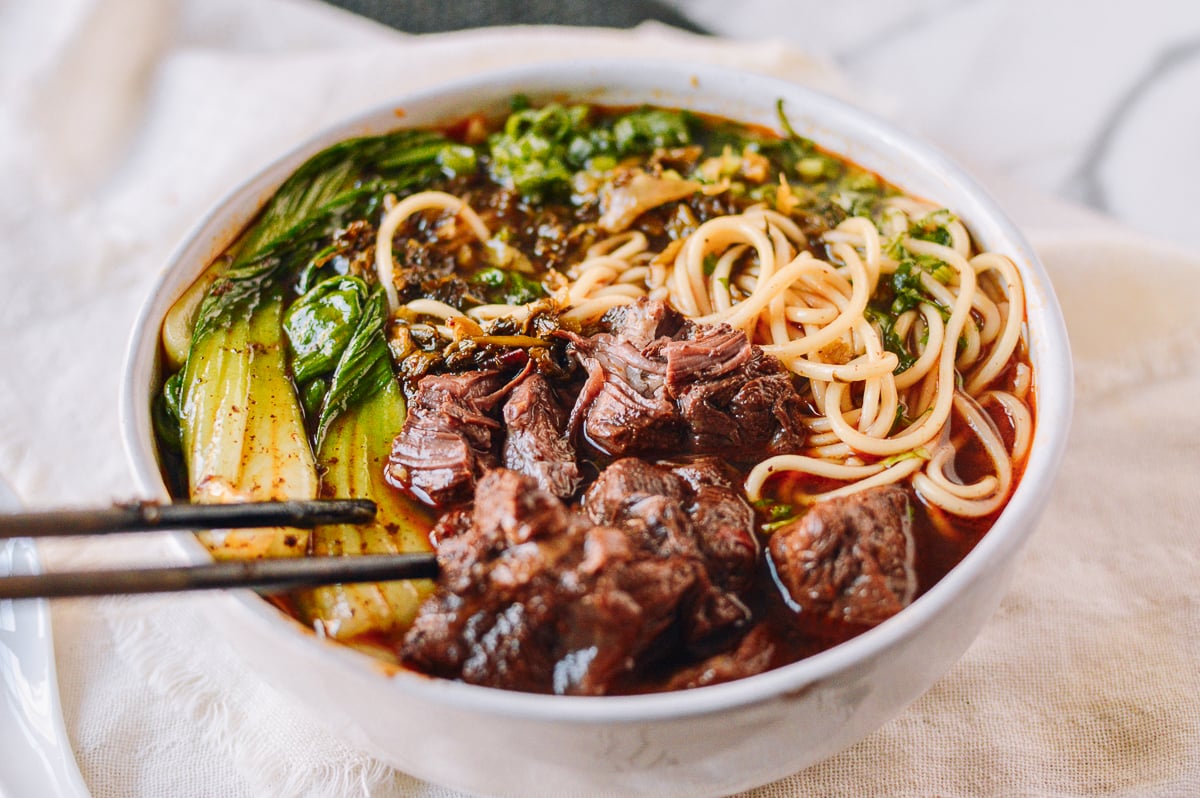 Taiwanese Beef Noodle Soup (Instant Pot), by geagle.miooashdv.tk