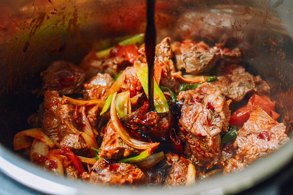 Taiwanese Beef Noodle Soup (Instant Pot), by geagle.miooashdv.tk