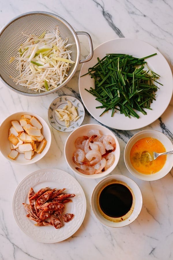 Char Kway Teow Malaysian Stir-fried Rice Noodles, by geagle.miooashdv.tk