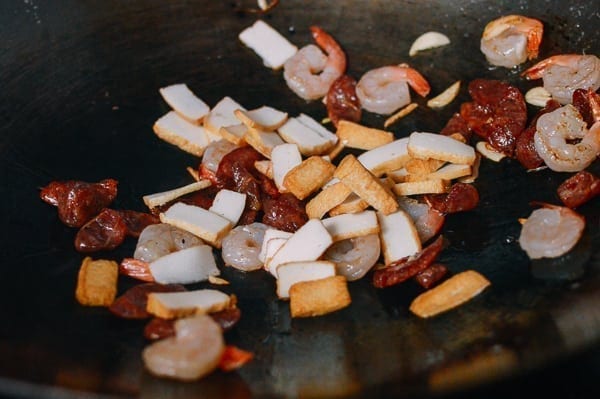 Char Kway Teow Malaysian Stir-fried Rice Noodles, by geagle.miooashdv.tk