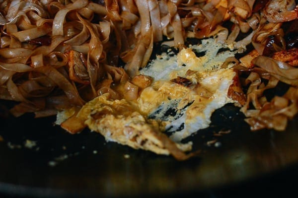 Char Kway Teow Malaysian Stir-fried Rice Noodles, by geagle.miooashdv.tk