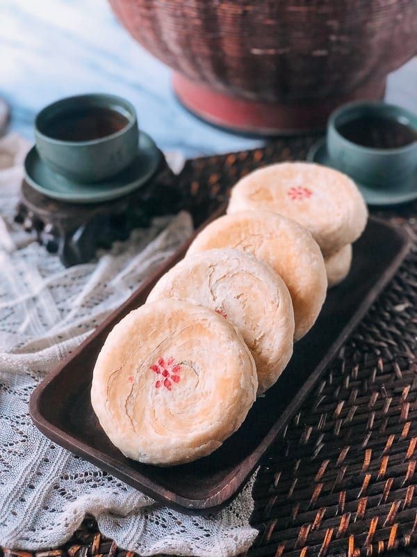 Su-Style Red Bean Mooncakes, by geagle.miooashdv.tk