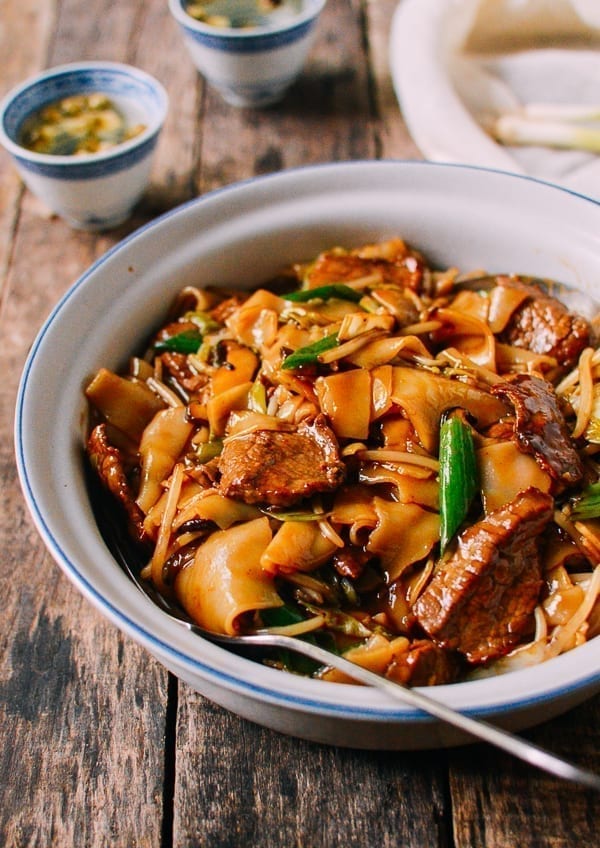 Saucy Beef Chow Ho Fun Noodles, by geagle.miooashdv.tk